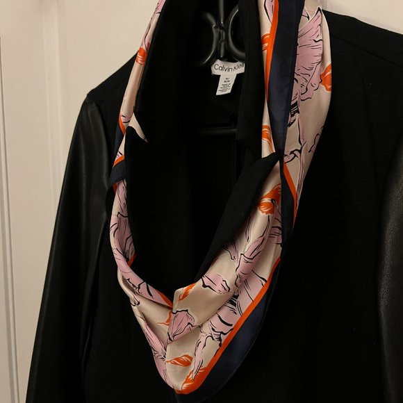 Calvin Klein Blazer - Picture 7 of 7